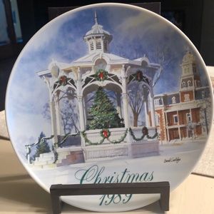 Smuckers 1989 Christmas plate